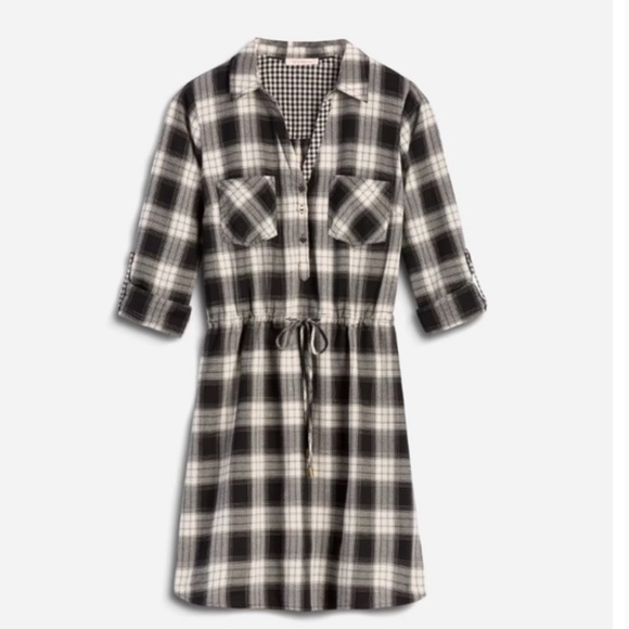 Skies are Blue Plaid Dress (S) - Picture 2 of 11